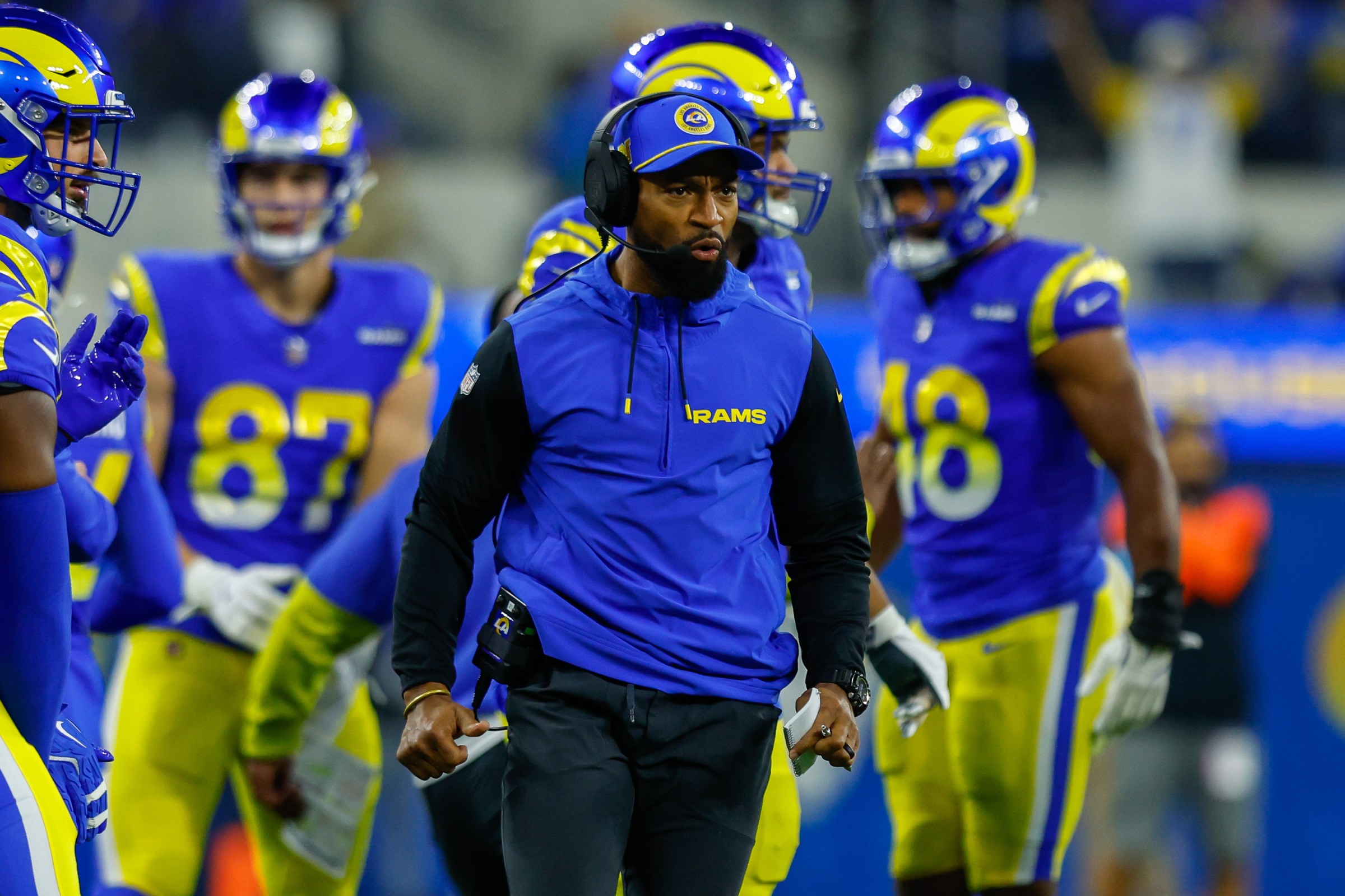 INGLEWOOD, CA - DECEMBER 28: Los Angeles Rams pass game coordinator/assistant head coach Aubrey Pleasant during an NFL game between the Arizona Cardinals and Los Angeles Rams on December 28, 2024, at SoFi Stadium in Inglewood, CA. (Photo by Jordon Kelly/Icon Sportswire via Getty Images)