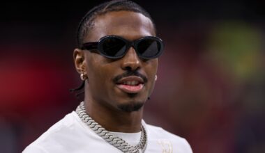 Buffalo Bills Sign Receiver to Roster Ahead of Matchup vs Tampa Bay Buccaneers