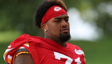 Josh Simmons is back in the Chiefs’ facility