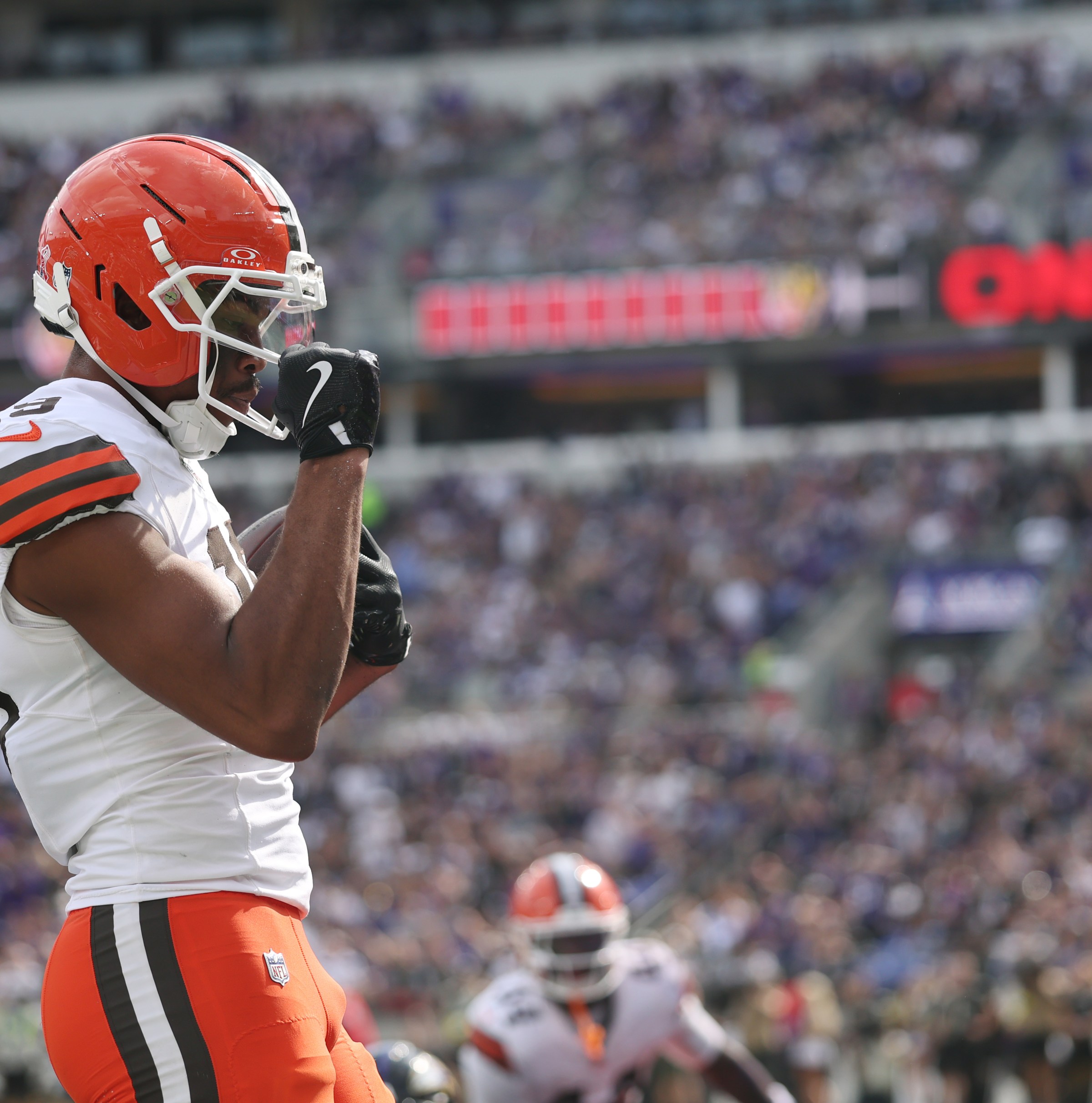 Browns roster: Cedric Tillman injury update, veteran defender released before NFL trade deadline