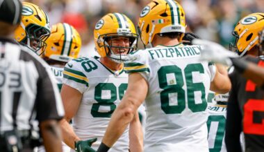 Packers Open Thread: Who should start at tight end?