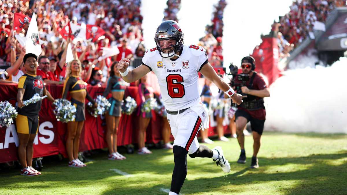 Tampa Bay Buccaneers vs. New England Patriots