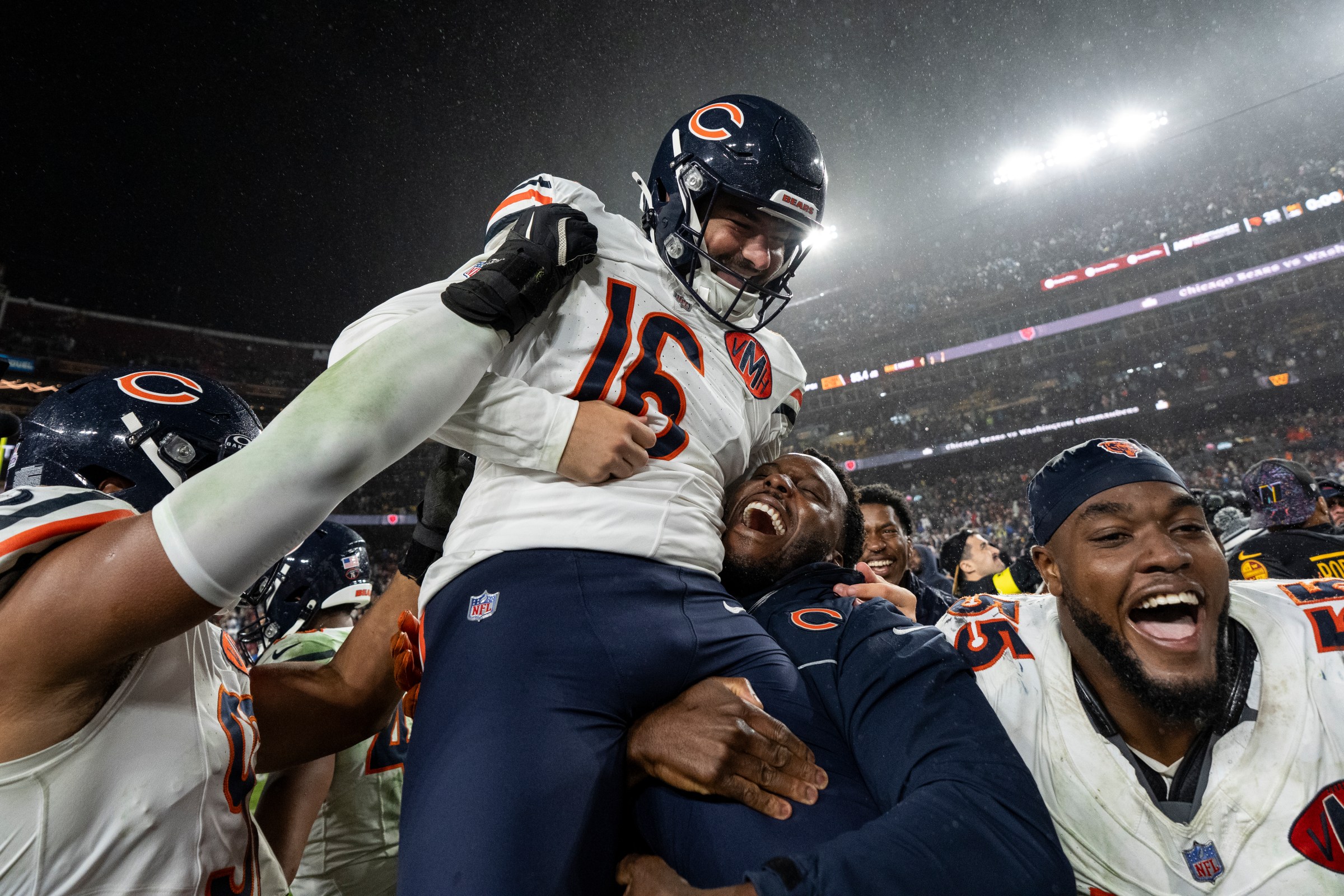 LANDOVER, MARYLAND - OCTOBER 13: Jake Moody #16 of the Chicago Bears celebrates with his teammates after kicking the game winning field goal during an NFL football game against the Washington Commanders at Northwest Stadium on October 13, 2025 in Landover, Maryland. (Photo by Michael Owens/Getty Images)