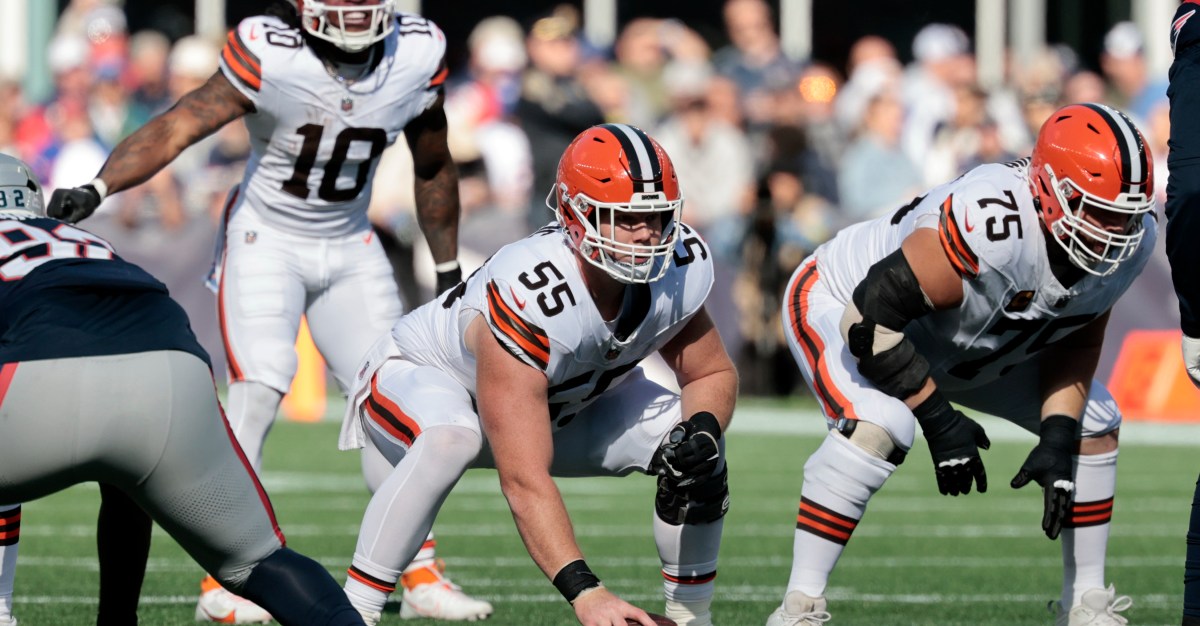 Cleveland Browns: One way to fix the club after the bye week