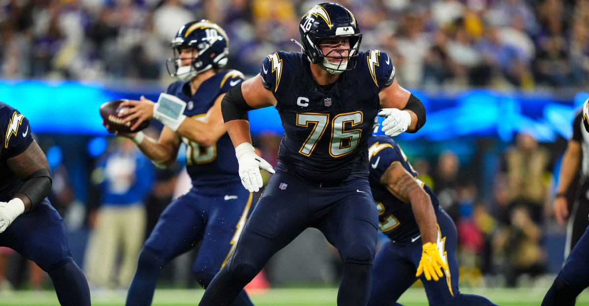 Chargers OT Joe Alt to have season-ending ankle surgery