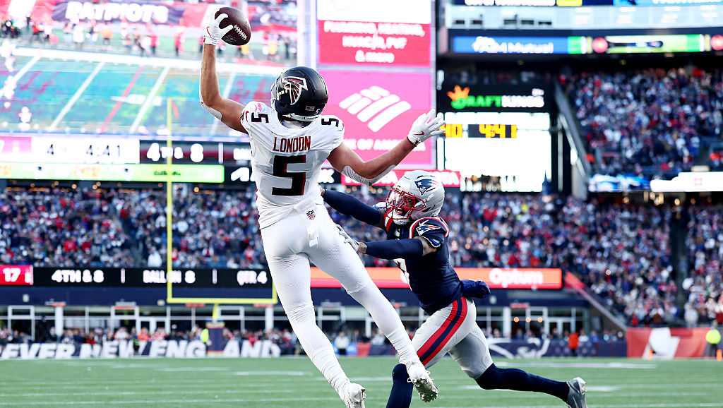 Falcons lose to Patriots 24-23