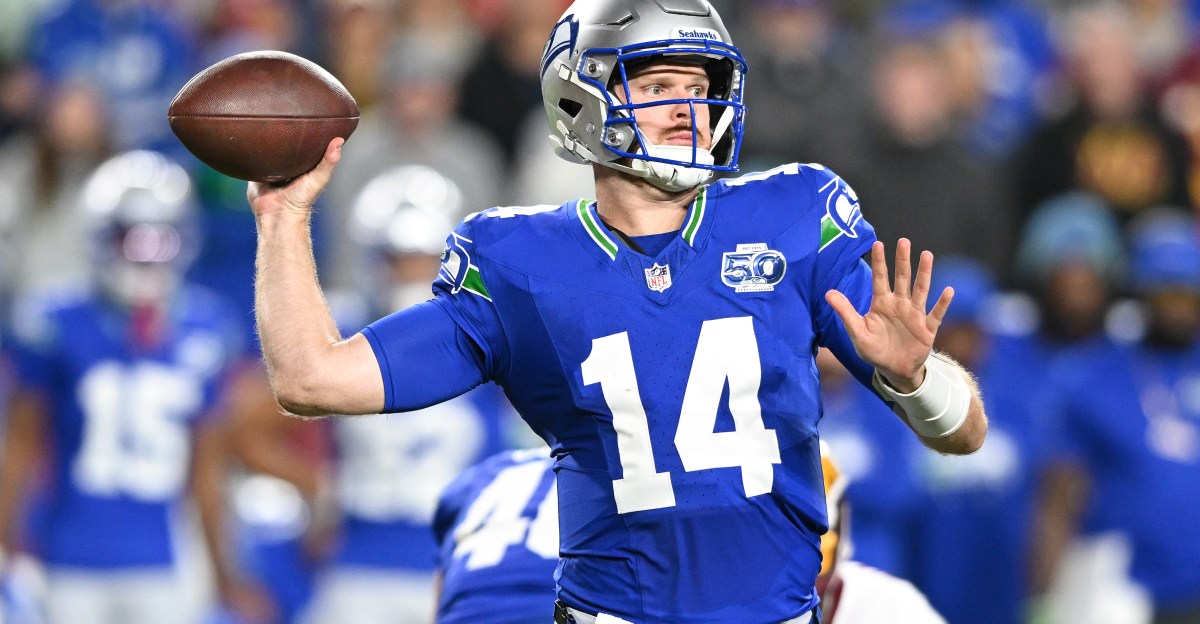 Seahawks star Sam Darnold wins FedEx Air and Ground Player of the Week award