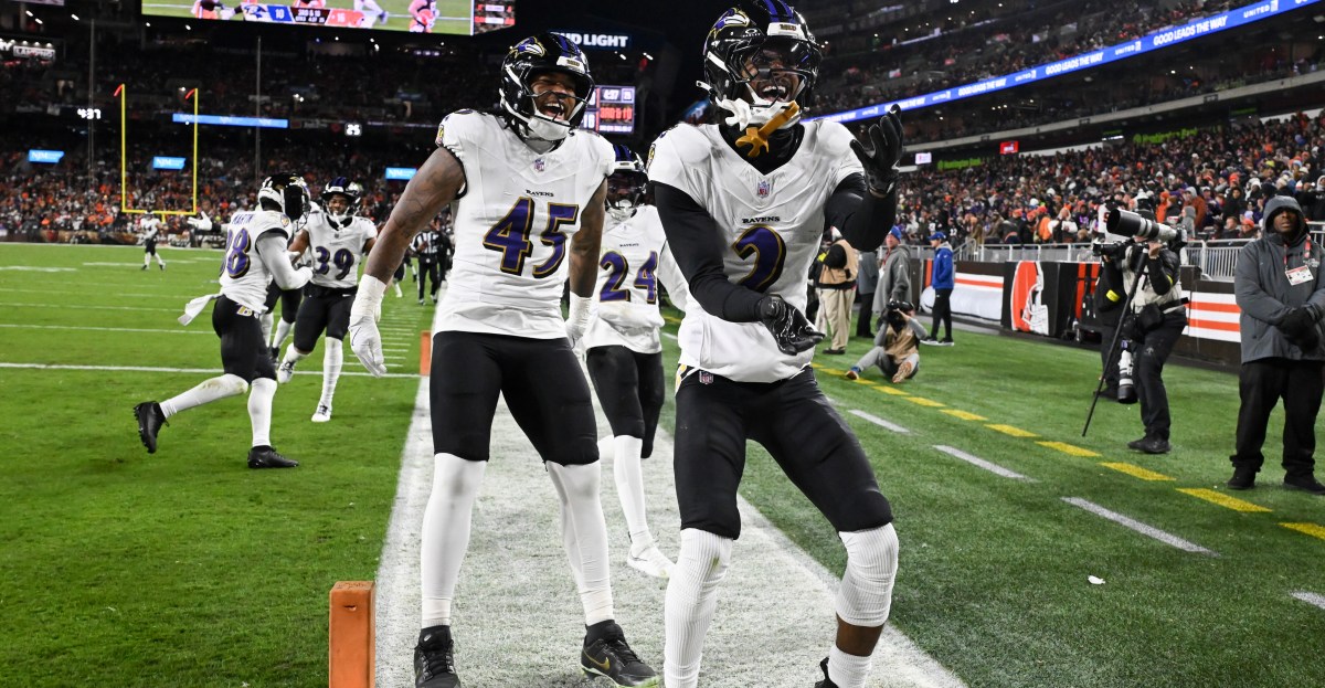AFC Playoff Picture: Baltimore Ravens are a game back of Pittsburgh Steelers