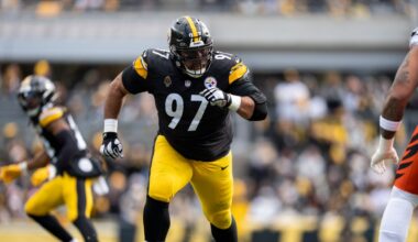 Report: Steelers’ Cam Heyward spotted in walking boot Friday, expected to play