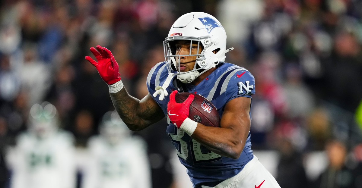 Patriots vs. Jets snap counts: TreVeyon Henderson is a workhorse