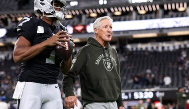 The Raiders have similar issues to the Browns: a bad offense, and a star defensive player, leading to a 2-8 record