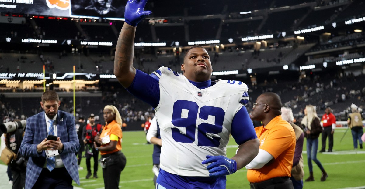 Dallas Cowboys defense dominates in 33-16 win over Las Vegas Raiders