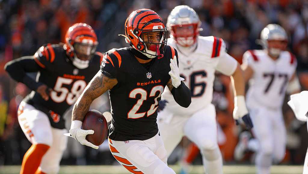 Despite loss to Patriots, Bengals' defense records best game in 10 weeks