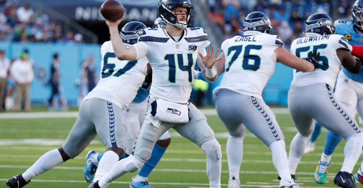 Seattle Seahawks beat Tennessee Titans, play like a 5-seed in the process