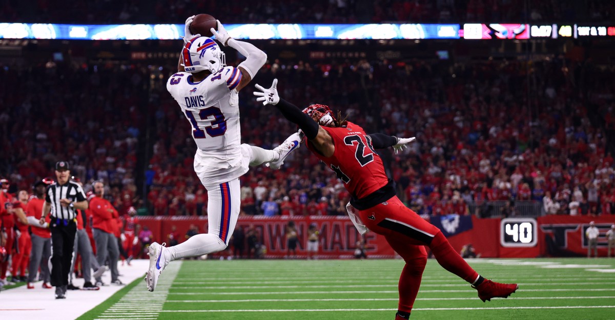 Turnovers, penalties, and a missed extra point drop the Bills to 7-4