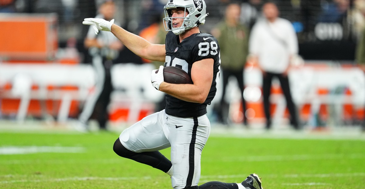 Chargers-Raiders Game Preview: Maxx Crosby is a one-man wreaking crew