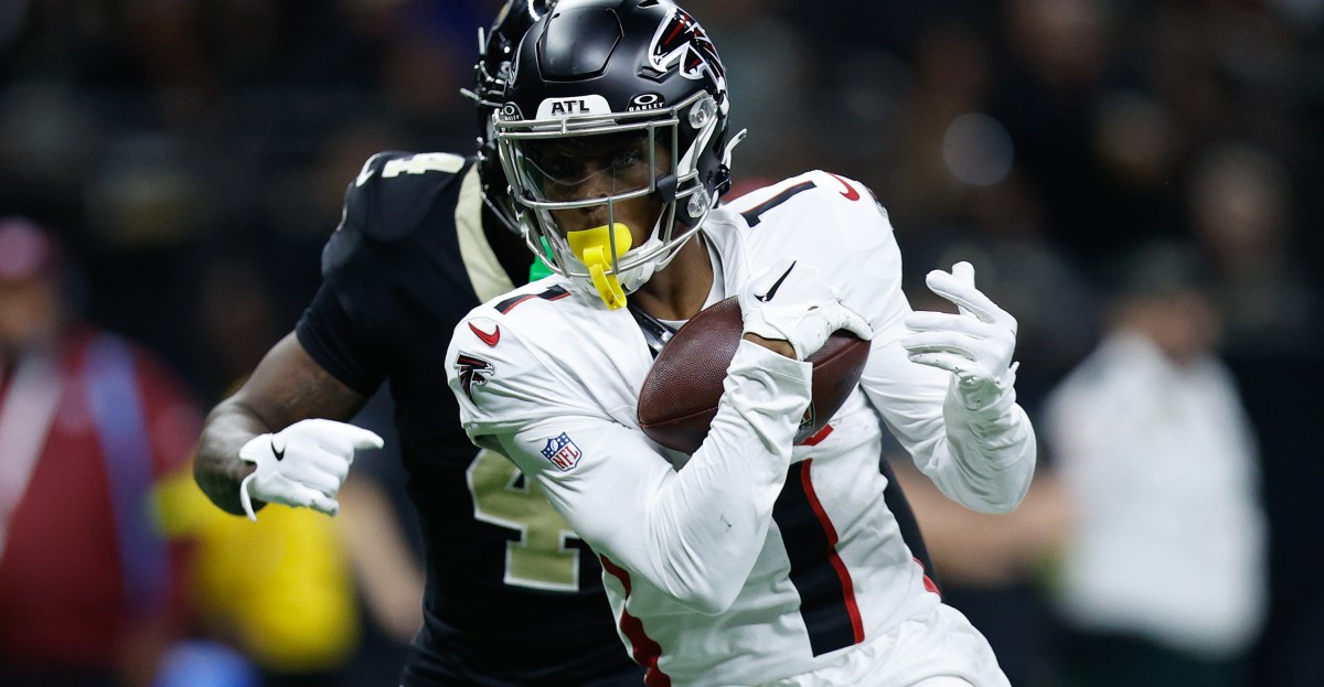 Falcons stomp hapless Saints 24-10 in Week 12