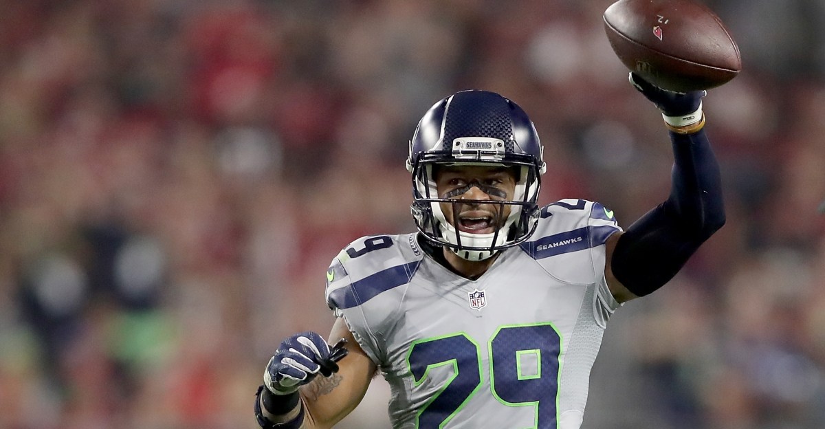 Earl Thomas named Hall of Fame semi-finalist
