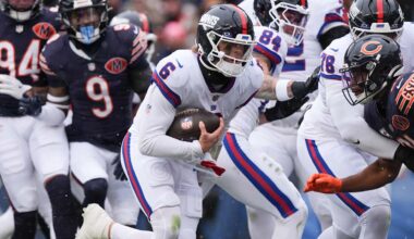 Jaxson Dart exits with concussion; Russell Wilson takes over