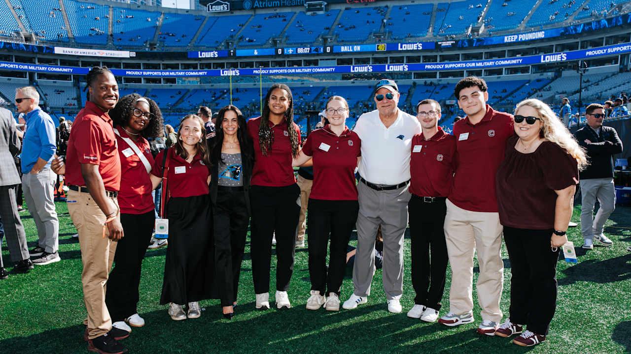 David and Nicole Tepper welcome University of South Carolina Tepper Scholars students to Bank of America Stadium