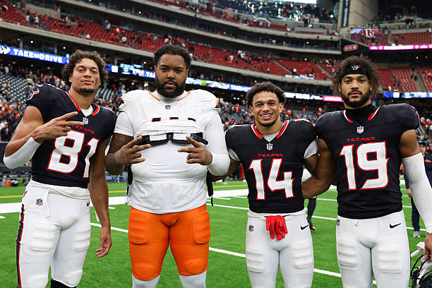 Xavier Hutchinson Week 11 Preview vs. the Titans