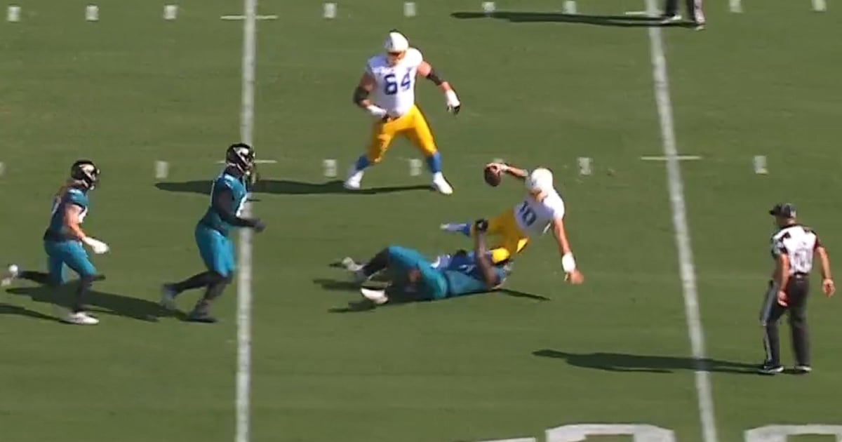Josh Hines-Allen breaks franchise sacks record in Jaguars blowout 35-6 win against Chargers – Action News Jax