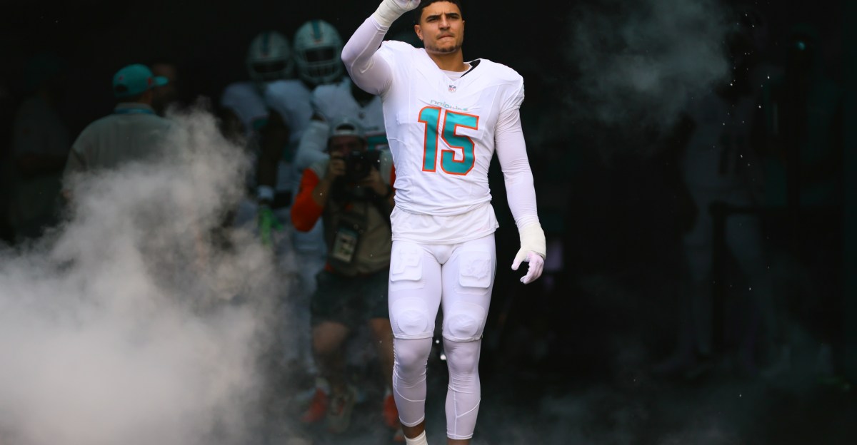 Dolphins trade Jaelan Phillips to the Eagles - The Splash Zone 11/4/25