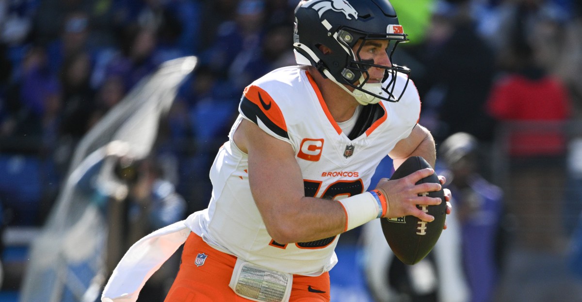 Denver Broncos at Houston Texans - Live Coverage from Week 9