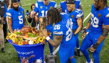 Rams fans get together on Thanksgiving to talk about the NFL