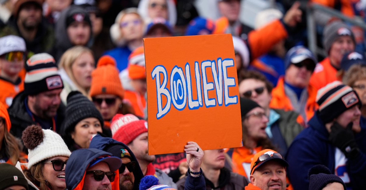 Denver Broncos vs. Kansas City Chiefs - Live Coverage from Week 11