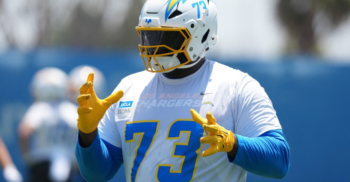 Los Angeles Chargers injury updates, inactive list vs. Tennessee Titans in NFL Week 9