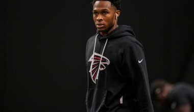 Darnell Mooney’s decline reflects Falcons’ letdown