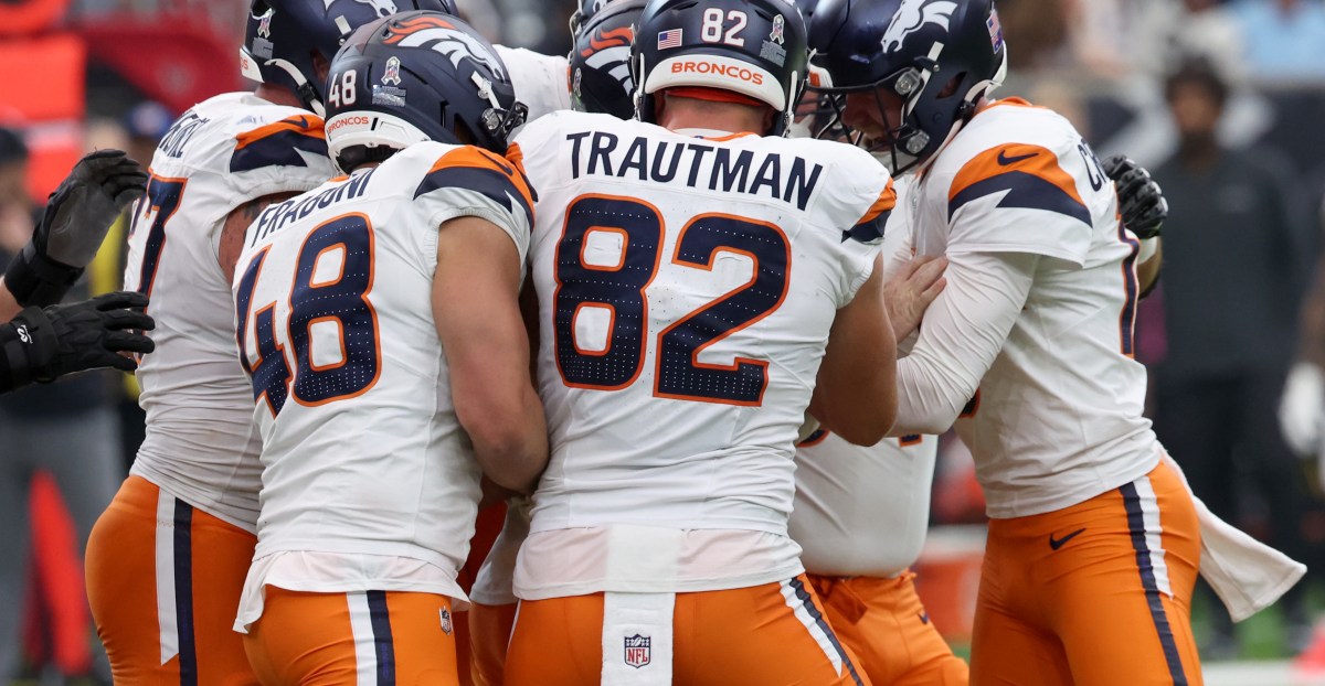 Denver Broncos stats and snaps for the win over the Houston Texans