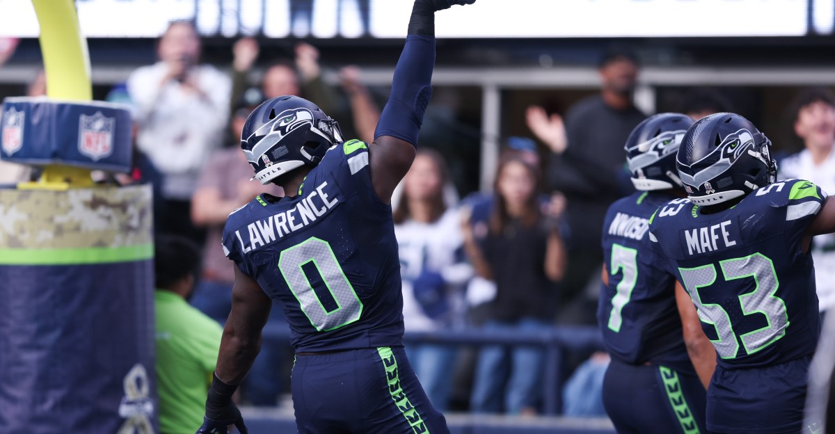 Seahawks’ DeMarcus Lawrence pulled off one of the rarest feats in NFL history
