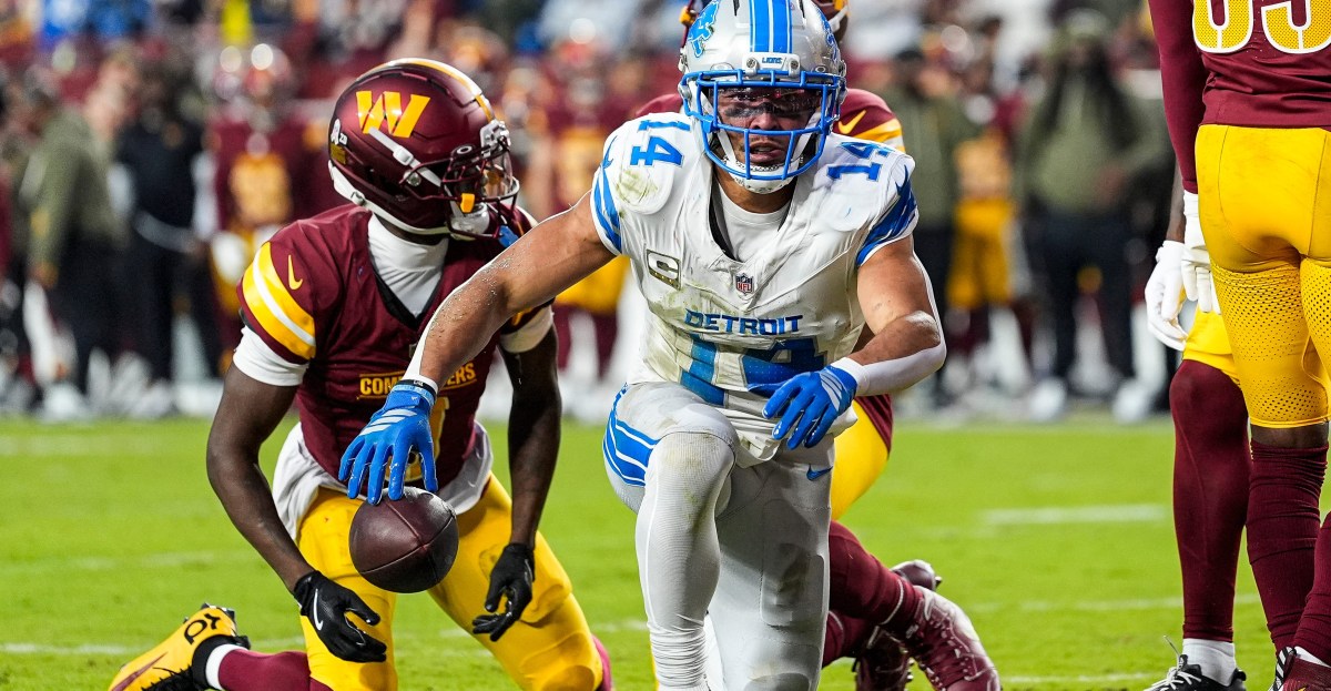 Video: Lions Amon-Ra St. Brown’s ‘punch’ prior to Commanders ejection