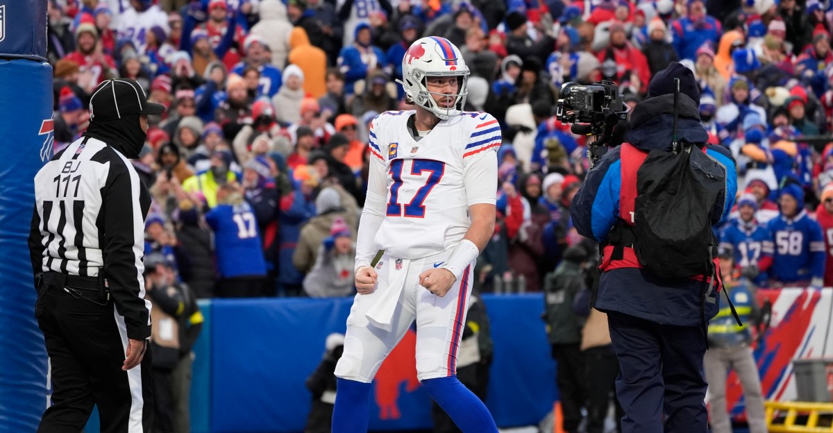 Josh Allen stats: NFL records for Buffalo Bills QB passing Peyton Manning, Tom Brady