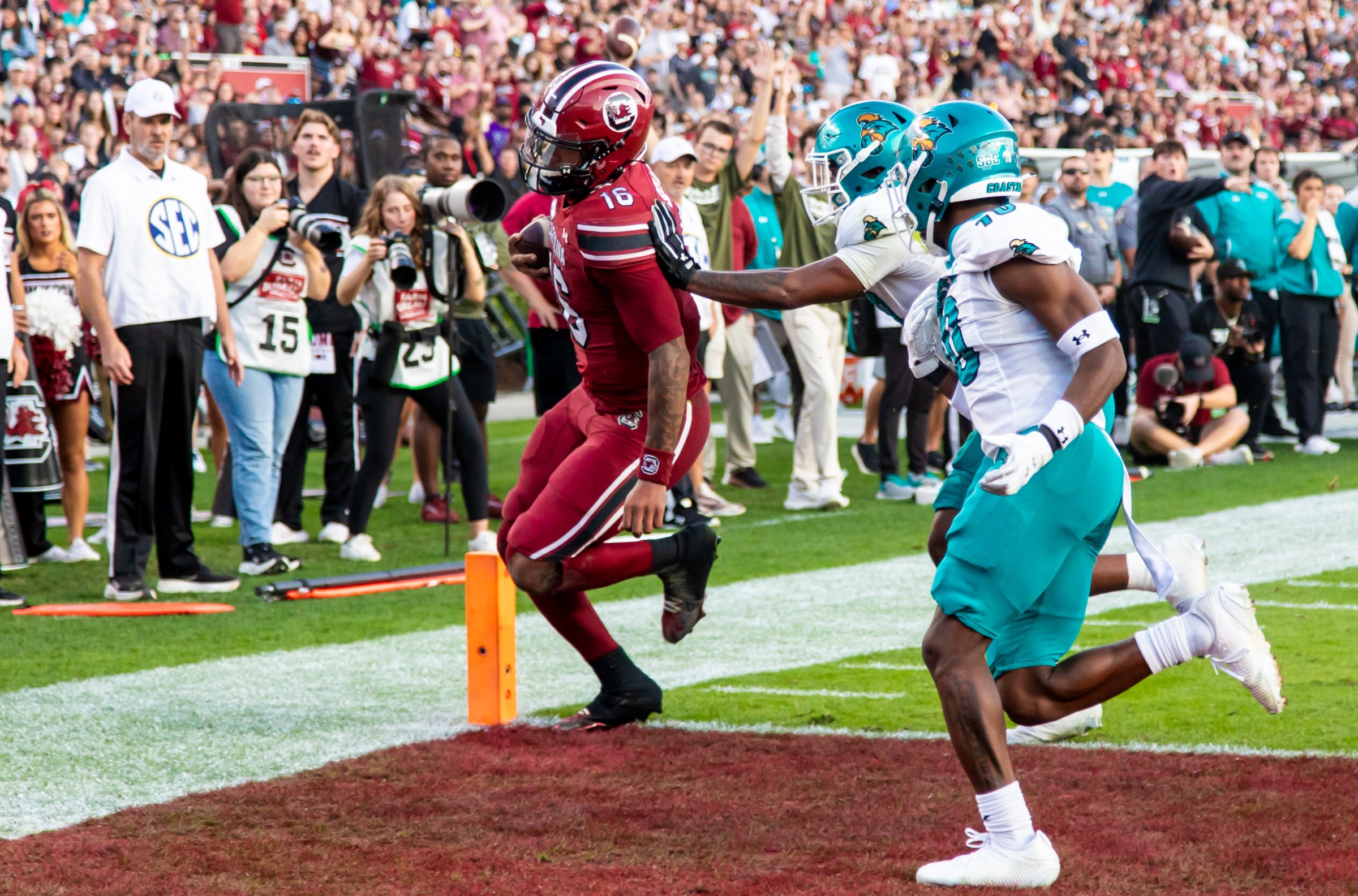 Lanorris Sellers (16) Credit: Jeff Blake-Imagn Images