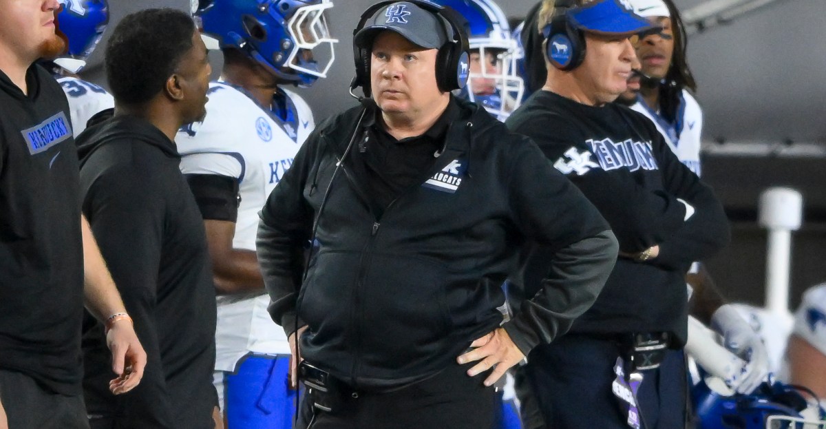 UK Wildcats News: Mark Stoops Back on the College Football Hot Seat?