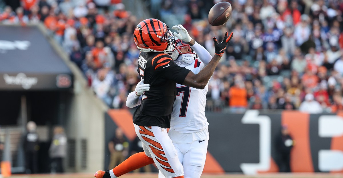 ‘BS call’ fuels Carlton Davis to finish game off for Patriots defense