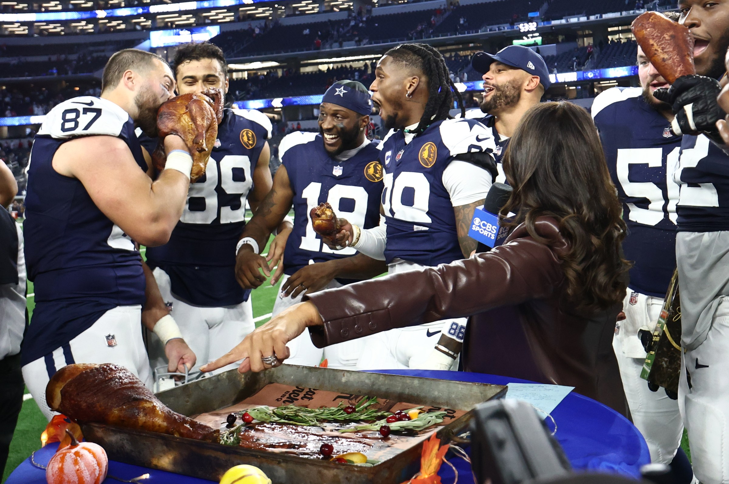 Mandatory Credit: Kevin Jairaj-Imagn Images