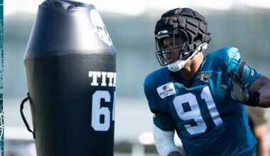 Walker, Thomas Among Five Ruled Out Before Week 12 at Cardinals