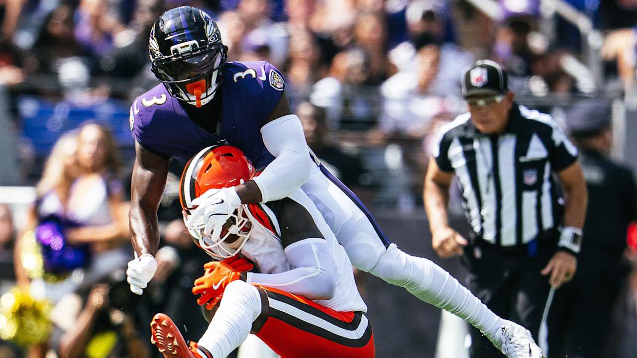 Chidobe Awuzie Is Making the Right Moves in the Ravens Secondary