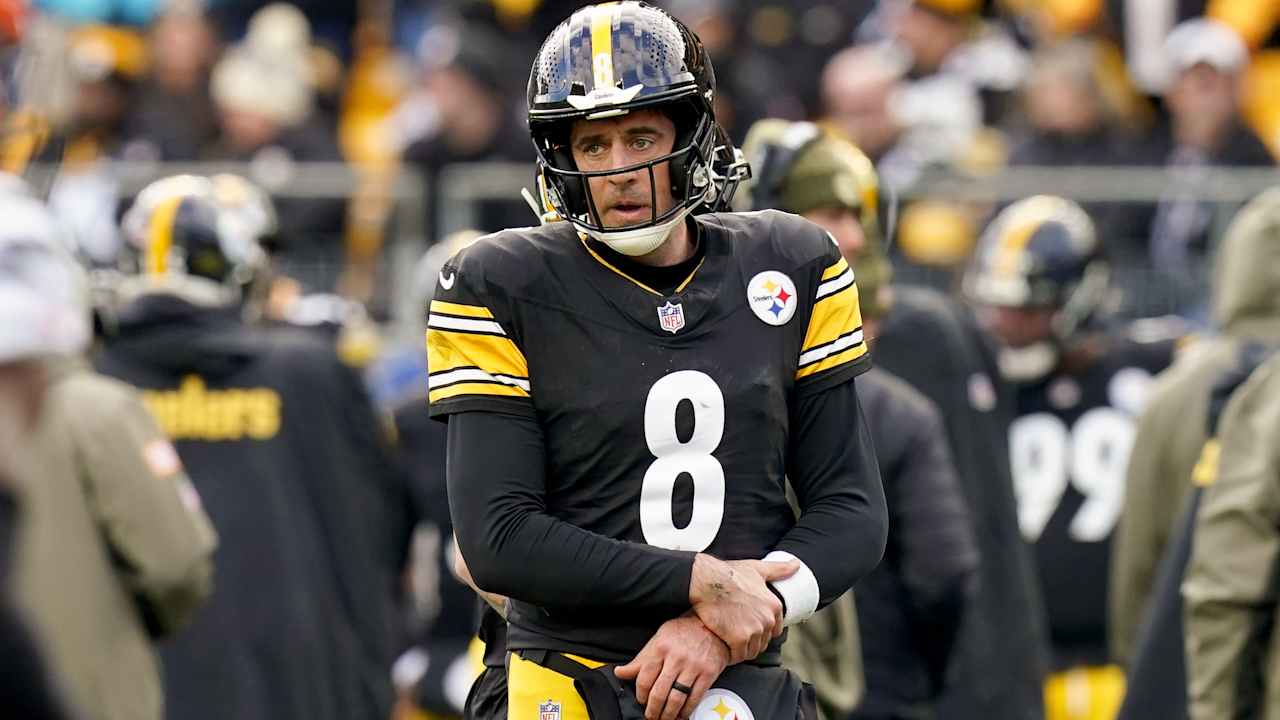 Aaron Rodgers does not need left wrist surgery; Steelers QB pushing to play Sunday vs. Bears