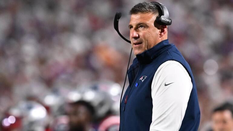 mike-vrabel-new-england-patriots-imagn-images.jpg