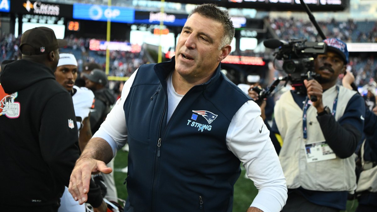 Patriots fail to maximize their moment with idle trade deadline – NBC Sports Boston