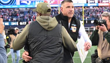 NFL Insider Tabs Mike Vrabel As Midseason Coach Of The Year