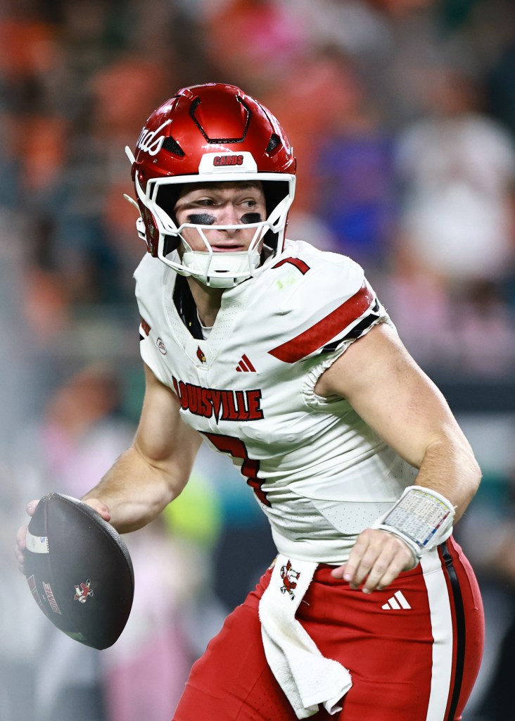 Louisville Cardinals quarterback Miller Moss #7 looks to pass the ball.