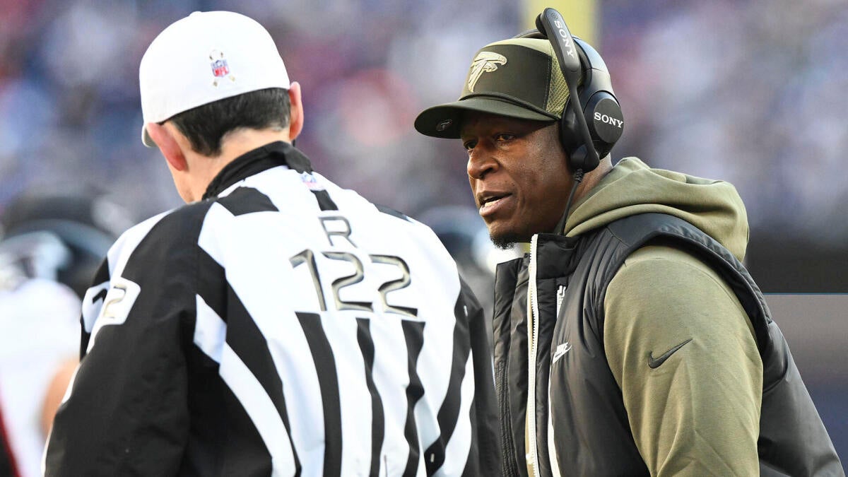 Falcons coach accuses Patriots of cheating: Breaking down what happened and Mike Vrabel's response