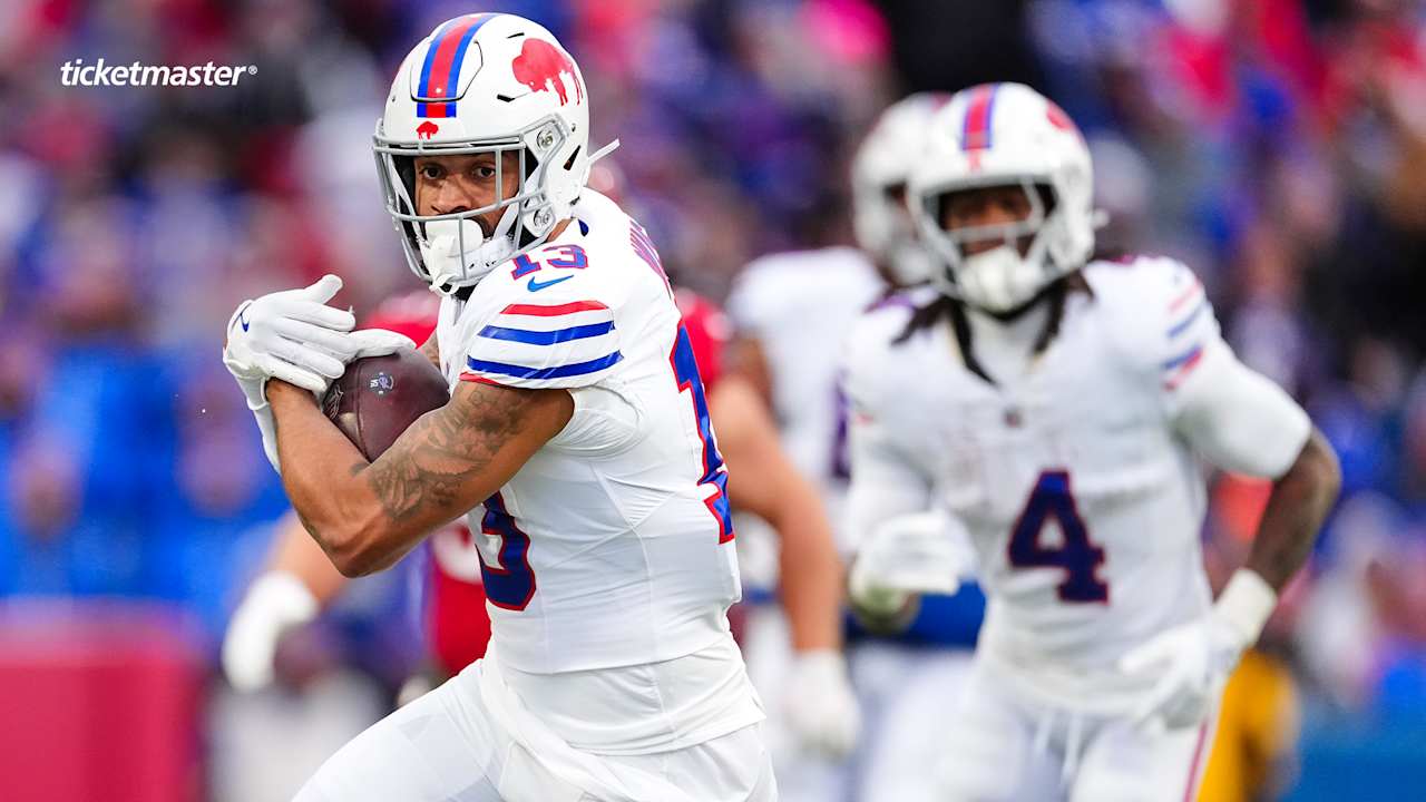 Bills sign WR Gabe Davis from practice squad to active roster, place WR Curtis Samuel on IR