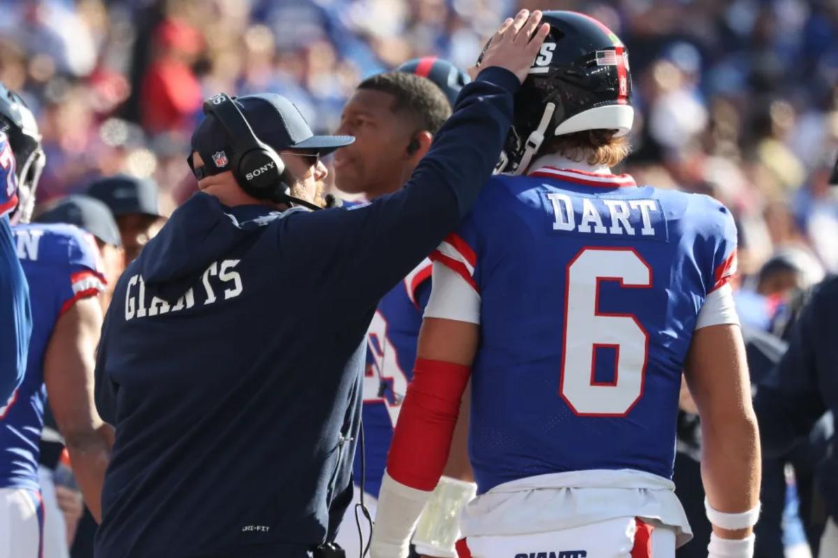 Brian Daboll can't count on Jaxson Dart to save him from Giants mess
